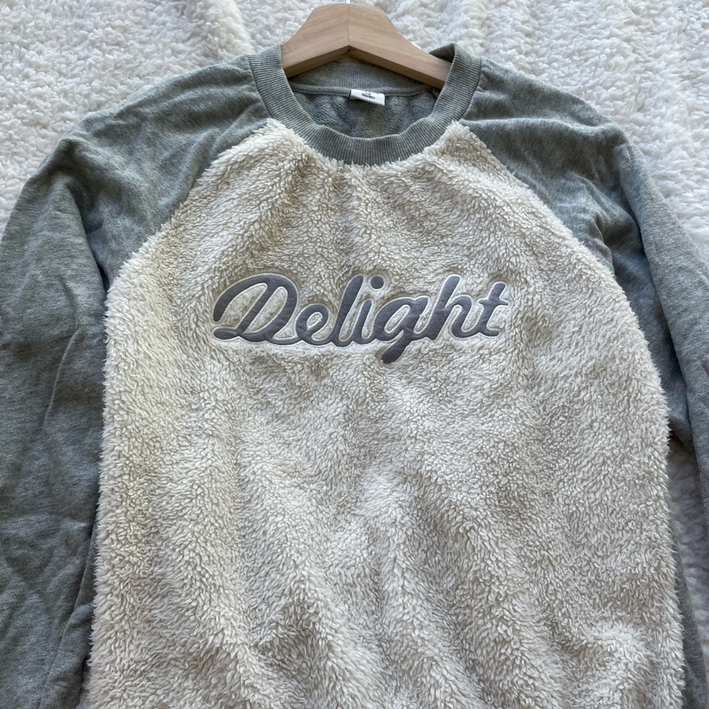 Bossini sweater top size XS